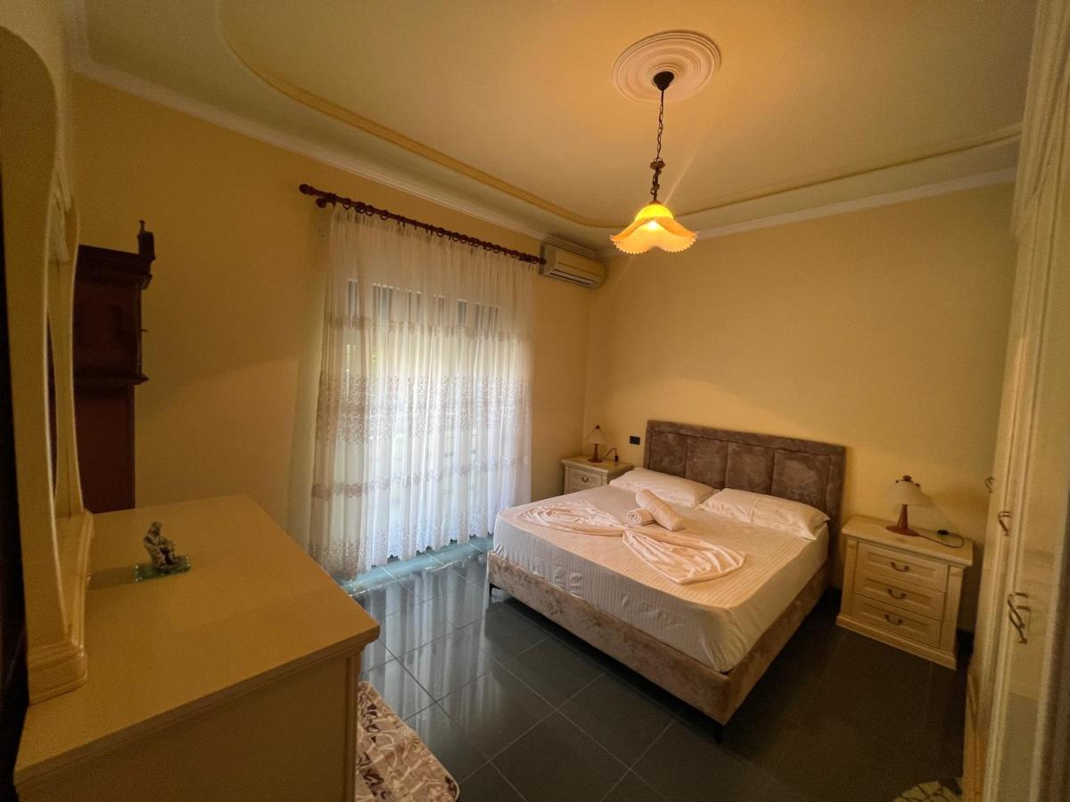 Green Garden Villa Durrës Exterior foto